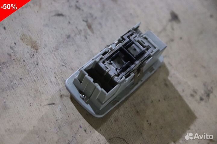 Плафон салона на Инфинити FX S50