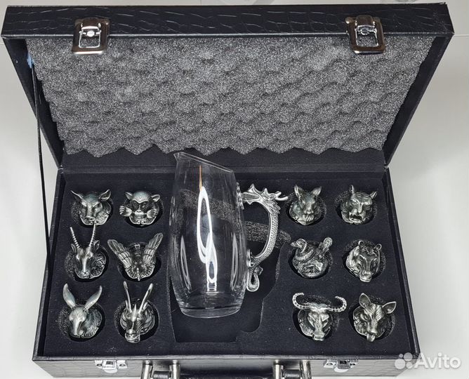 Набор рюмки стопки+графин в чемодане