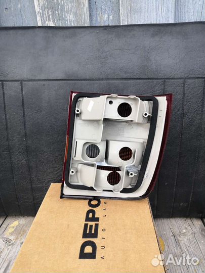 Оригинальный задний плафон opel
