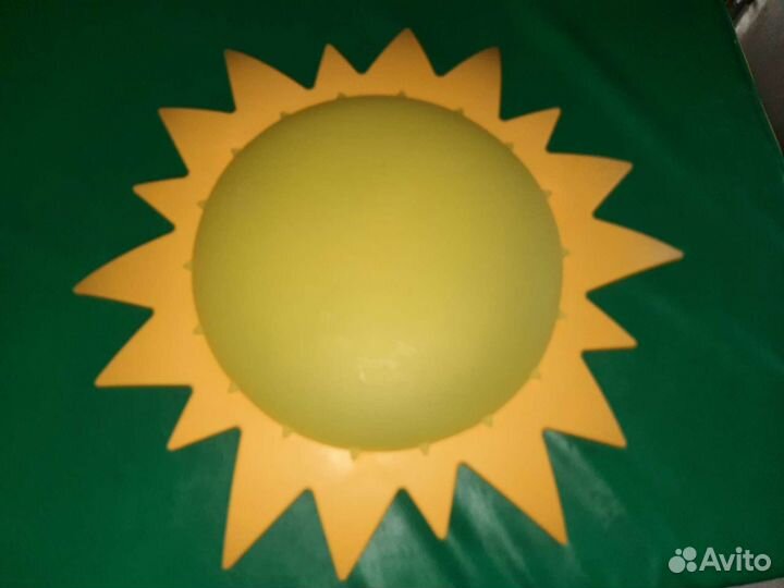 Светильник в виде солнца