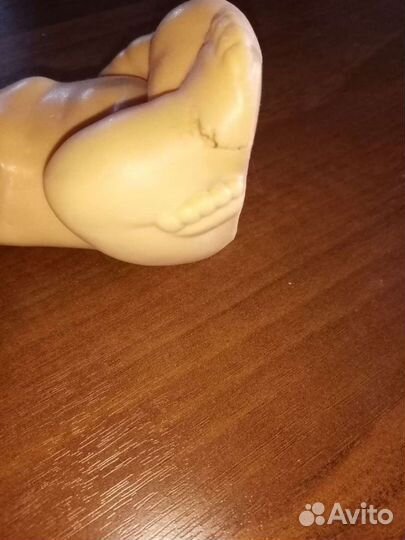 Пупсик из светлой резины с ведёрком