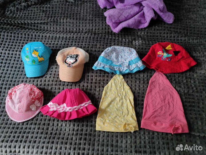 Панамки, кепки, касынки