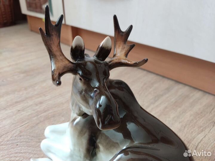Фарфоровая статуэтка Лось, ифз