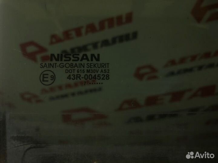 Стекло двери заднее правое Nissan Tiida C11 2014