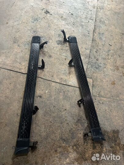 Продам родные подножки на тлк 100