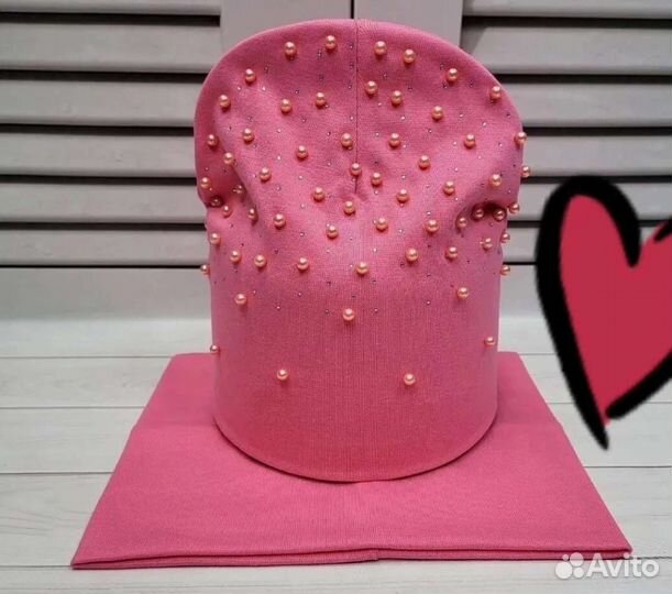 Шапочка с бусинами и стразами + снуд для девочки