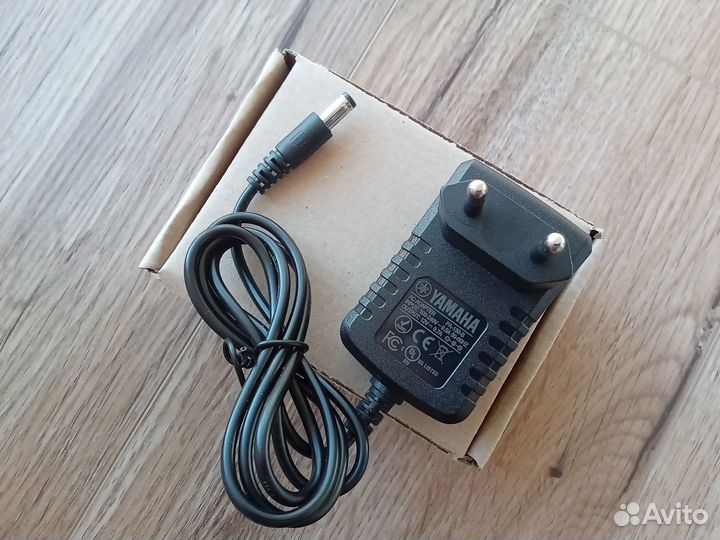 Блок питания Yamaha NP-15, NP-15WH, NP-15B, PA-130