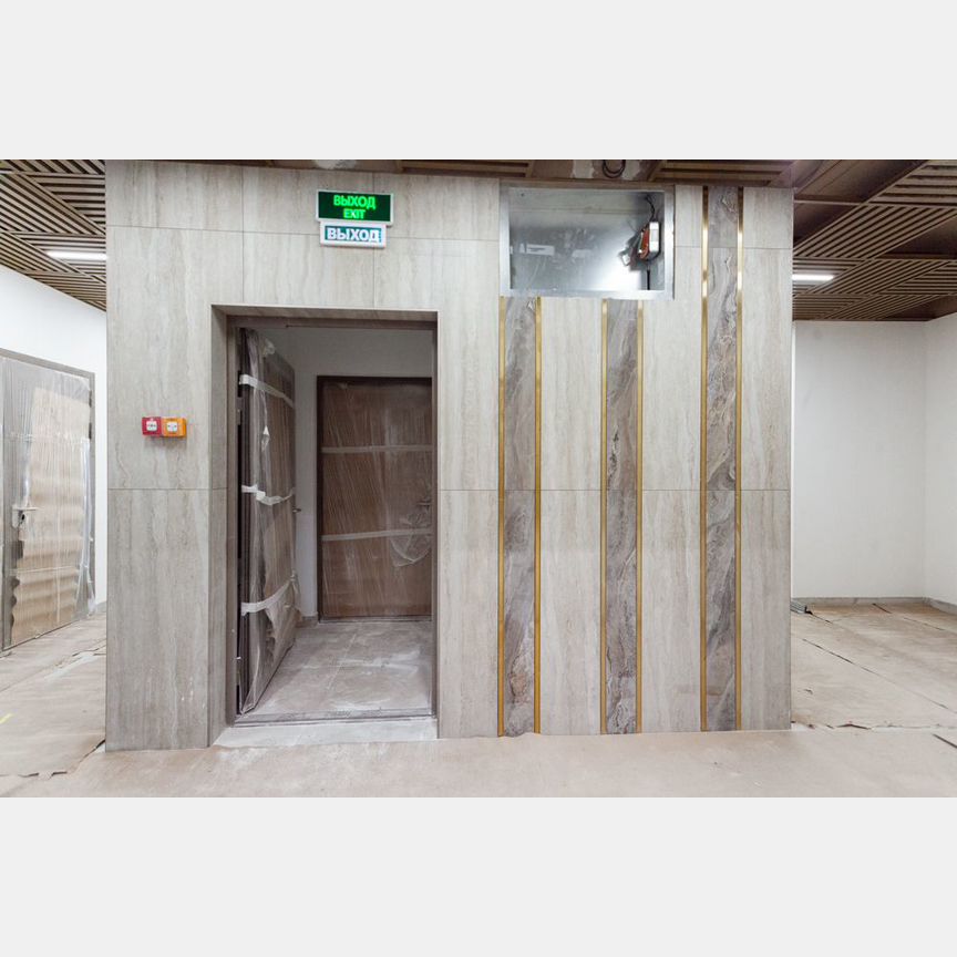 4-к. квартира, 137 м², 17/23 эт.