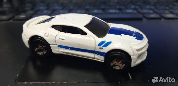 Модель Hot Wheels б/у 2016 Camaro SS