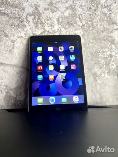 iPad мини с сим картой / Аккум 93 - сост. хорошее