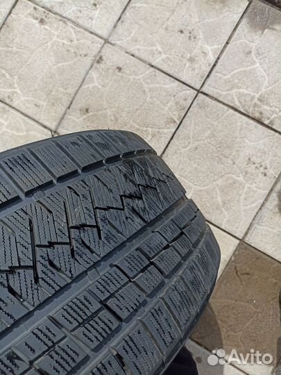 Triangle Snowlink TWT02 245/40 R19