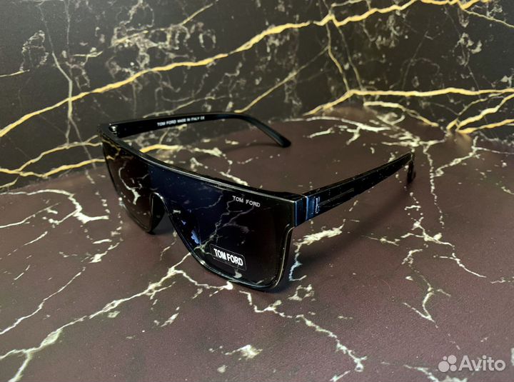 Мужские солнцезащитные очки Tom Ford Polaroid