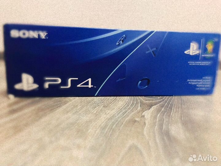PS4. Sony PlayStation 4 - Slim