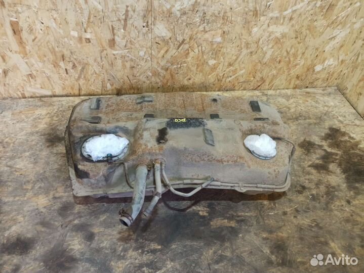 Бак топливный Hyundai Tucson 1