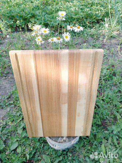 Доска разделочная из массива ясеня и дуба