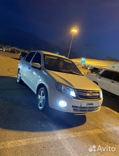 LADA Granta 1.6 МТ, 2012, 200 000 км