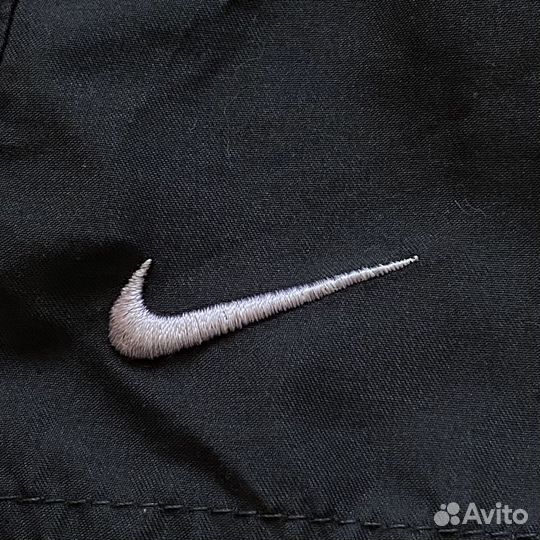 Спортивные шорты nike