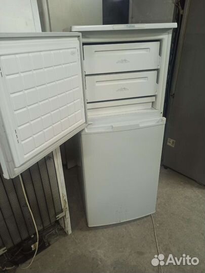 Холодильник Бирюса