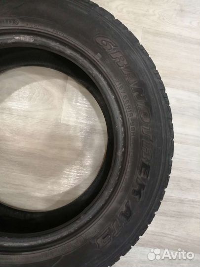 Dunlop Grandtrek AT3 215/65 R16 98H