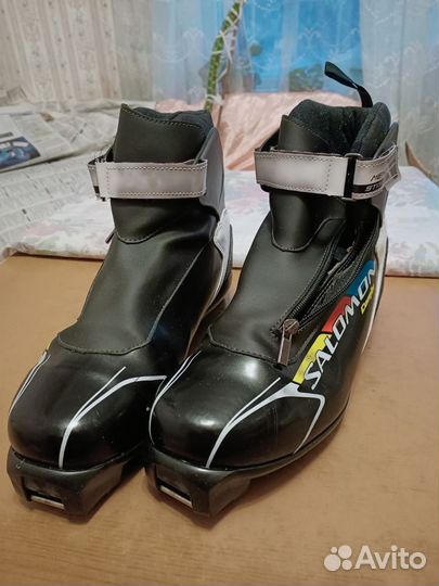 Новый ботинки Fischer 41,;31-37. Salomon Combi 43