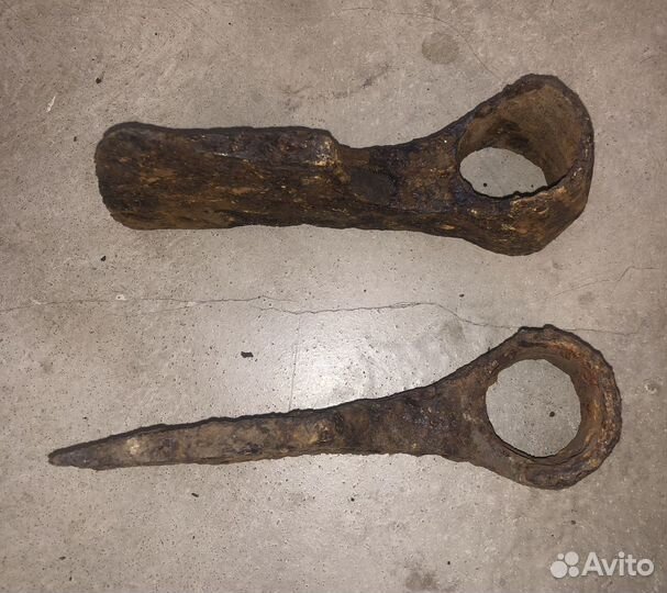 Древнерусский топор. 2-шт. 11-12вв. оригинал