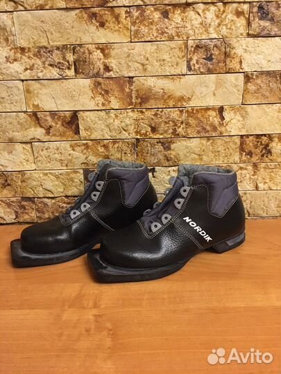 Лыжные ботинки 35 размер