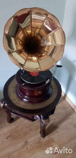 Граммофон механический рабочий