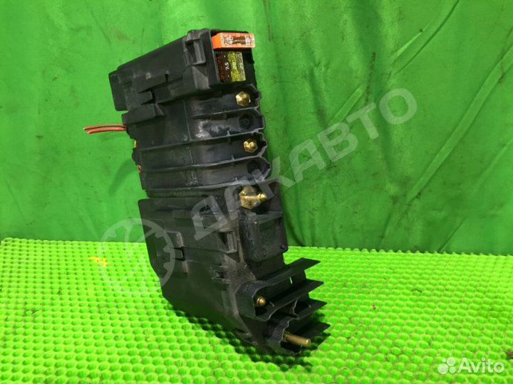 Блок силовых предохранителей Mercedes-Benz S W221