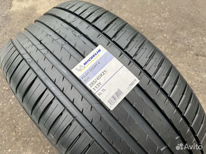 Michelin Pilot Sport 4 SUV 285/45 R21 113Y