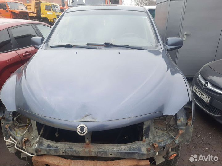 Капот Ссаненг Актион Спорт 1