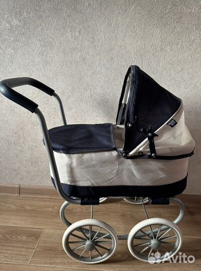 Коляска для кукол