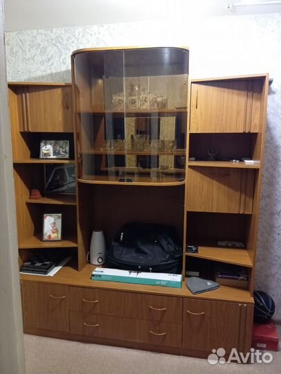 Буфеты и серванты