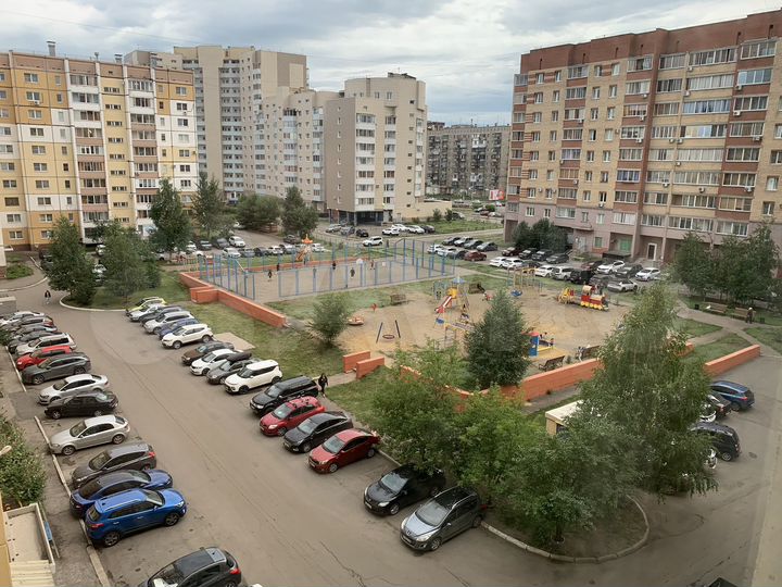 2-к. квартира, 80 м², 6/10 эт.