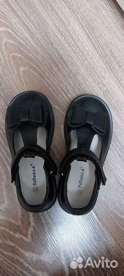 Туфли для девочки 29р нарядные