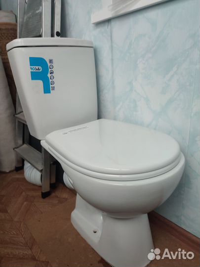 Унитаз с бачком новый