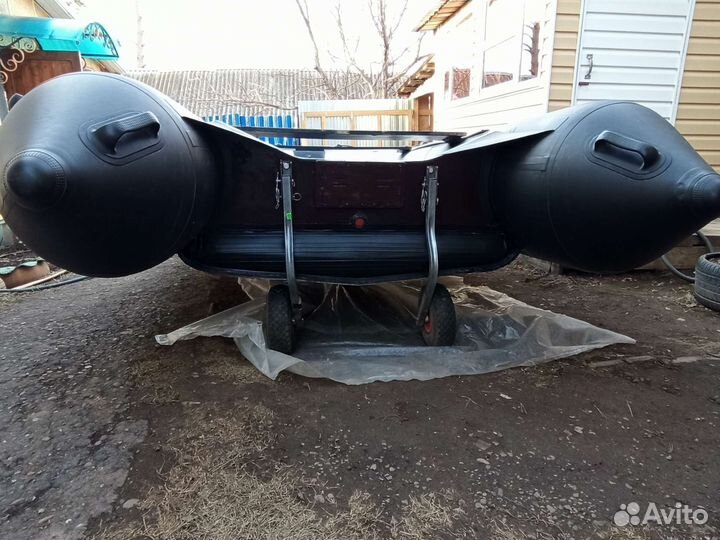 Лодка пвх Ривьера 3800