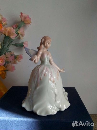 Статуэтка Эльфина фарфор