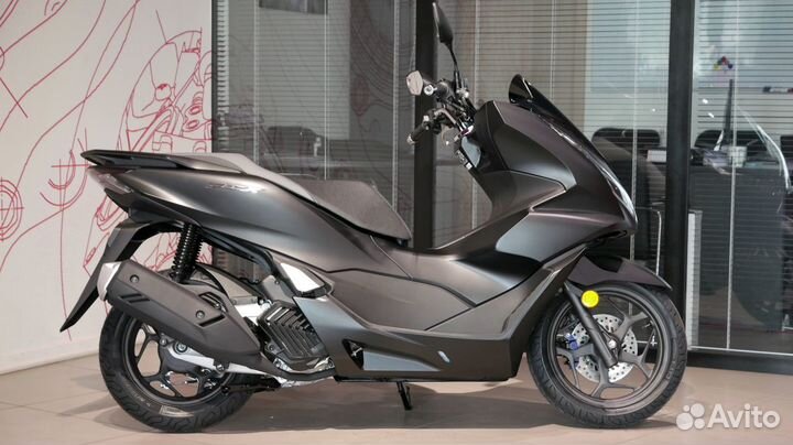 Скутер Honda PCX125