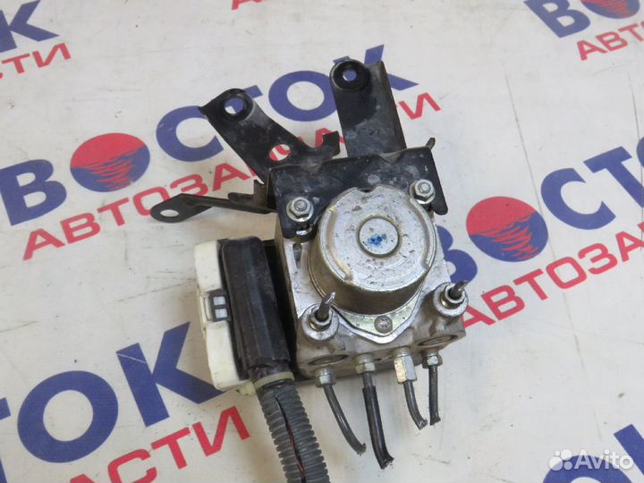 Блок ABS toyota ractis NCP100
