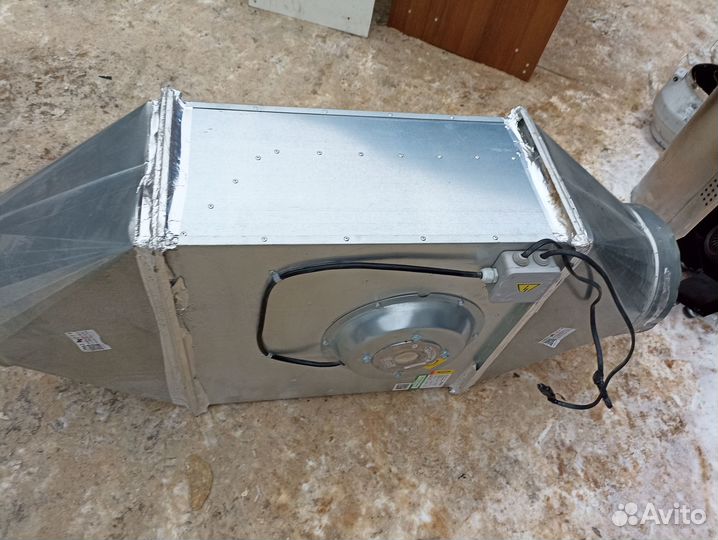 Вентилятор канальный Shuft rfd 600x300-4 vim