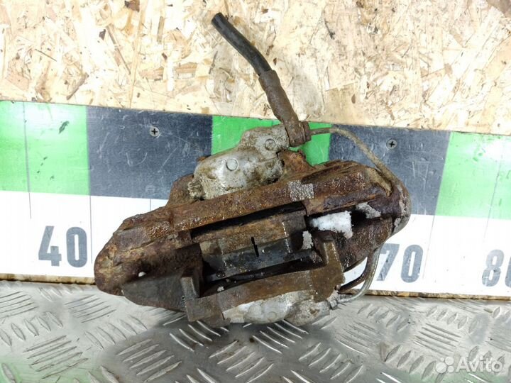 Суппорт передний левый Vaz 2105