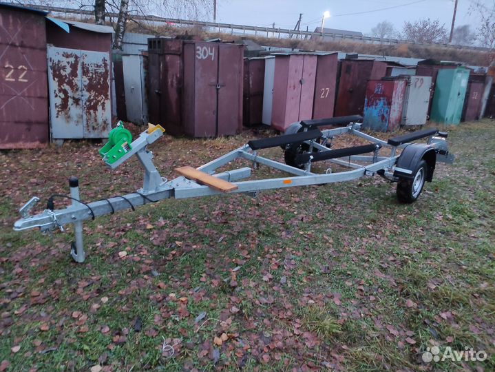 Лодочный прицеп до 5.5м трейлер новый