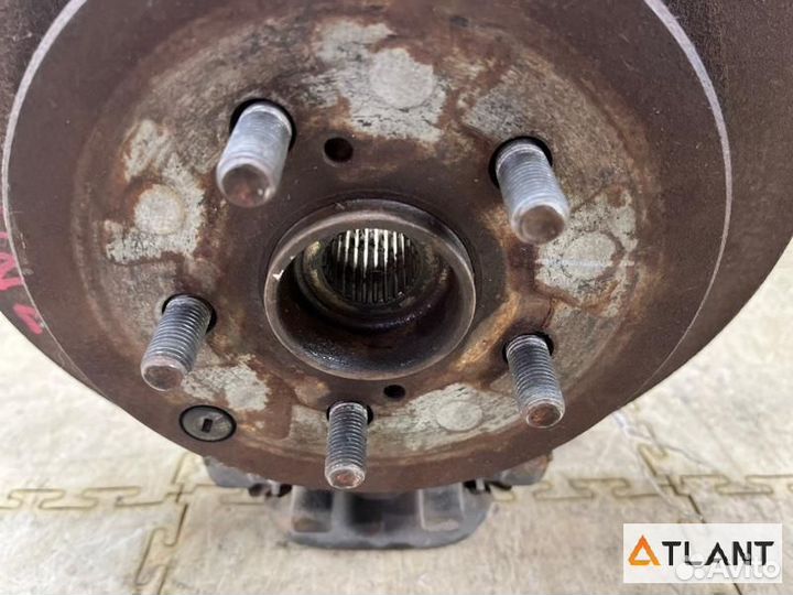 Ступица задняя левая toyota wish