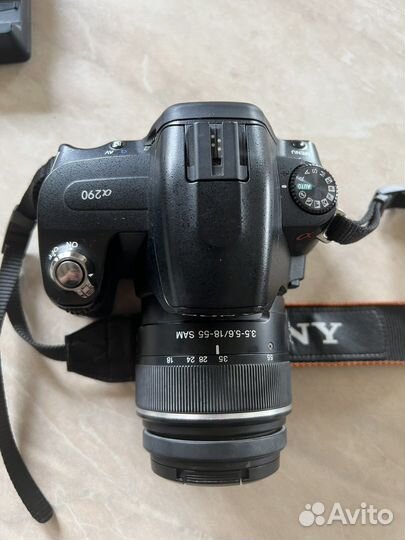 Зеркальный фотоаппарат