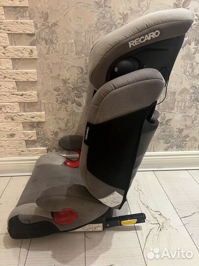 Детское автокресло 15 до 36 кг Recaro Monza Nova