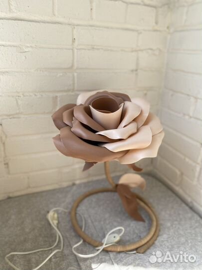 Торшер цветок