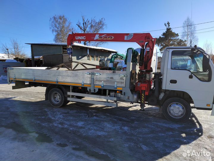 Isuzu NQR75 с КМУ, 2008