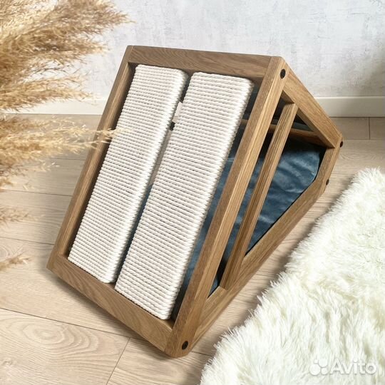 Когтеточка. Домик для кошки