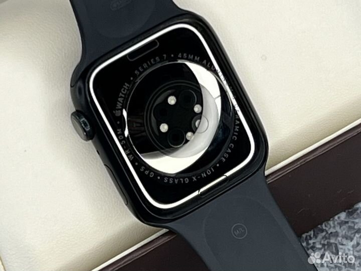 Apple Watch 7 45mm с Зарядным