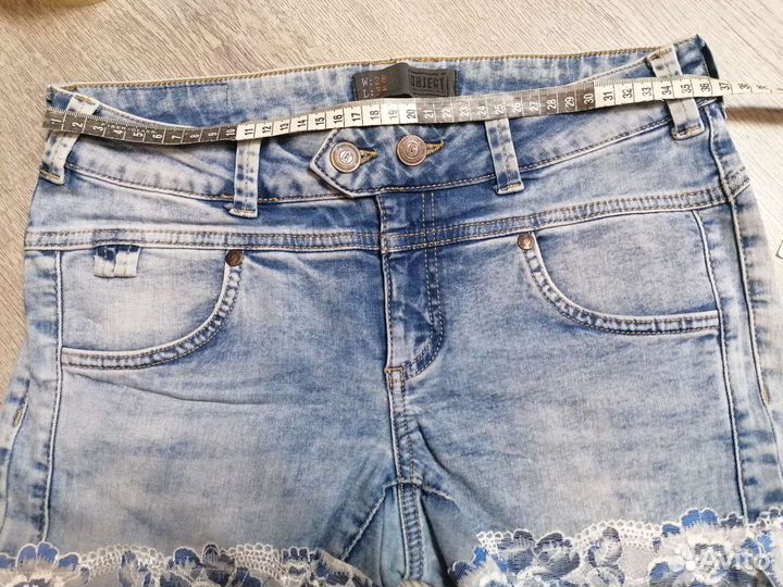 Шорты джинсовые с кружевом